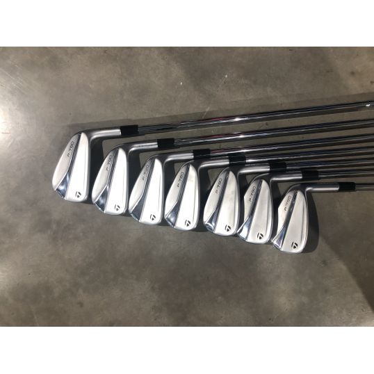 P790 Irons Steel Shafts 2021 Right Regular Dynamic Gold 95 VSS 5-PW+AW Standard (Used - Excellent)