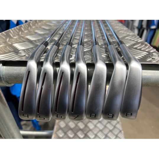 P790 Irons Steel Shafts 2021 Pre Built Custom Shafts Right Stiff KBS Tour Lite 4-PW (Ex display)