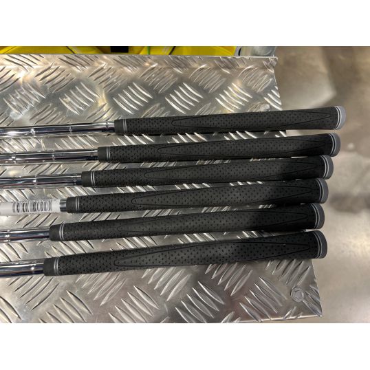 Rogue ST Max Irons Steel Shafts Right Regular Elevate MPH 95 5-PW (Used - 4 Star)