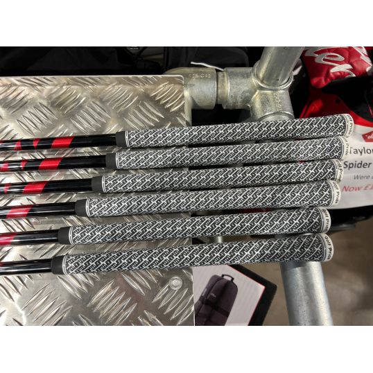 P790 Graphite Irons 2021 Right CUSTOM 5-PW (Custom 37795) (Used - 5 Star)