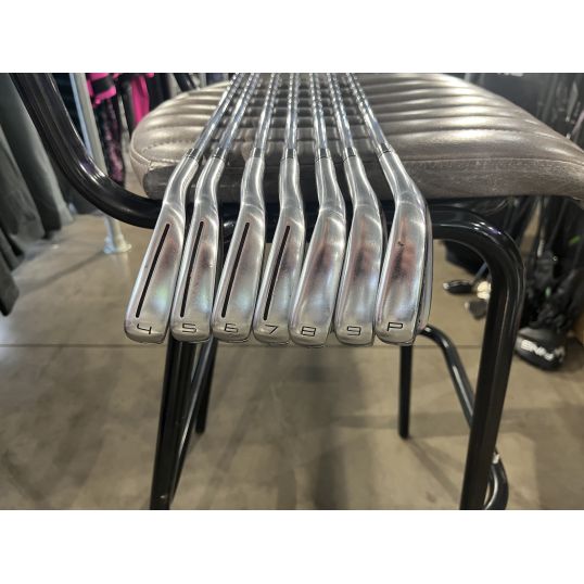 P790 Irons Steel Shafts Right Regular KBS Tour 4-PW (Used - 3 Star)