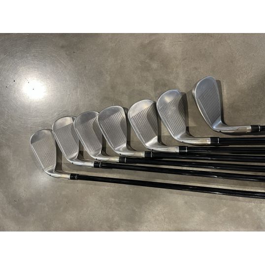 Stealth Irons Graphite Shafts Right CUSTOM 5-PW+AW+SW (Custom 33053) (Used - 3 Star)