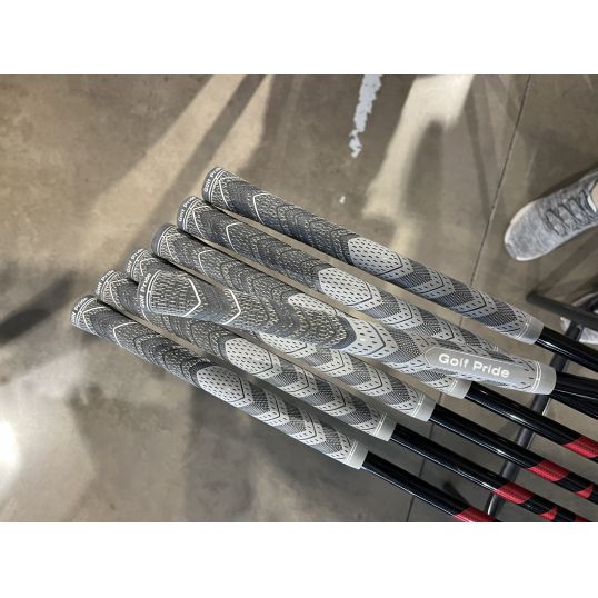 Stealth Irons Graphite Shafts Right CUSTOM 5-PW+AW+SW (Custom 33053) (Used - 3 Star)