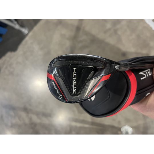 Stealth Rescue Right 4 Hybrid-22 Degree Regular Fujikura Ventus Red 6 (Used - 3 Star)