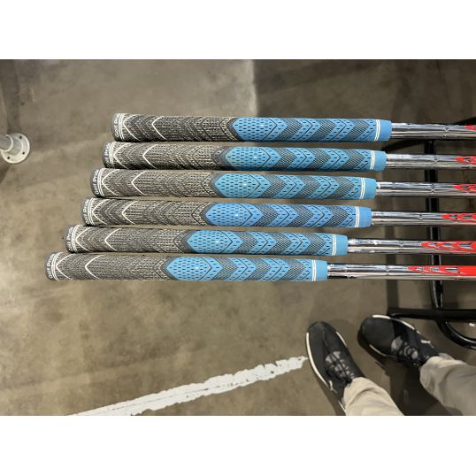 JPX 919 Hot Metal Irons Steel Shafts Right CUSTOM 5-PW (Custom 39239) (Used - 3 Star)