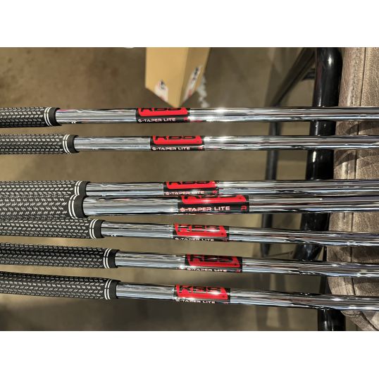 King LTDx Irons Steel Shafts Right CUSTOM 5-PW+GW (Custom 38792) (Used - 5 Star)