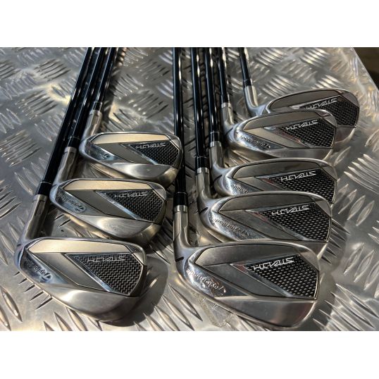 Stealth Irons Graphite Shafts Right Regular Fujikura Ventus Red 6 5-PW+AW+SW (Used - 4 Star)