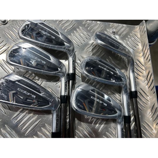 King LTDx Irons Graphite Shafts Right CUSTOM 6-PW+SW (Custom 40762) (Used - 5 Star)