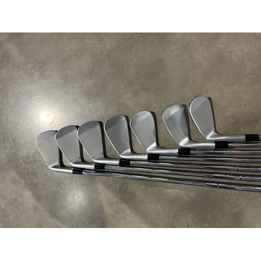 P790 & P770 Irons Combo Set 2023 Steel Shafts Right CUSTOM CUSTOM 4-PW (Custom 40768) (Used - 5 Star)