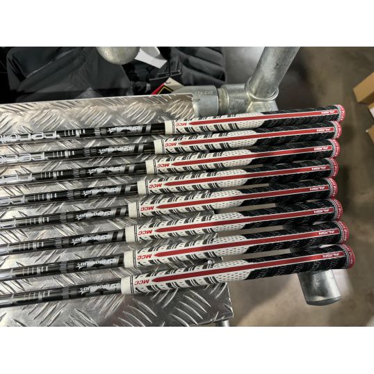 Air-X Irons Graphite Shafts Right CUSTOM 5-GW+SW (Custom 44035) (Not quite perfect)