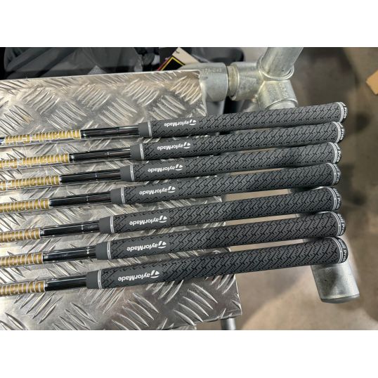 P790 Irons Steel Shafts Right CUSTOM 5-PW (Custom 44058) (Not quite perfect)