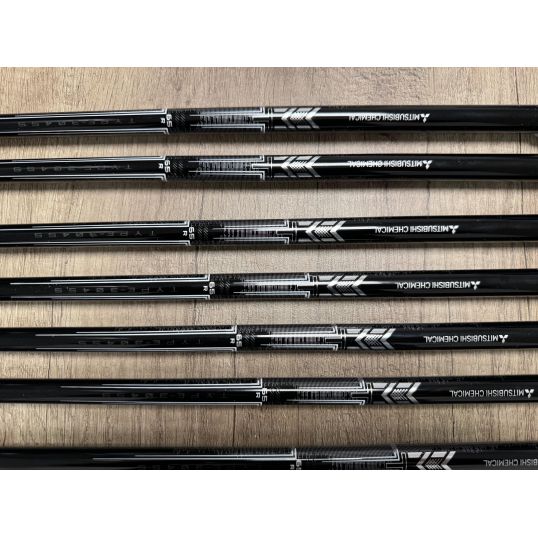 P790 Irons Graphite Shafts Right CUSTOM 5-PW+AW (Custom 44189) (Not quite perfect)