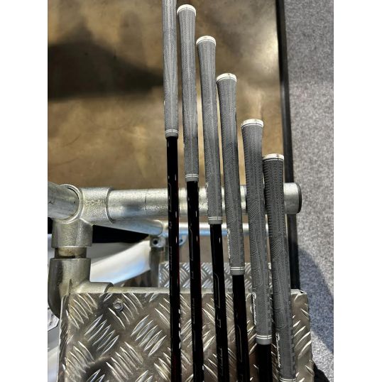 Qi10 HL Irons Graphite Shafts Right CUSTOM 6-PW (Custom 49318) (Not Quite Perfect)